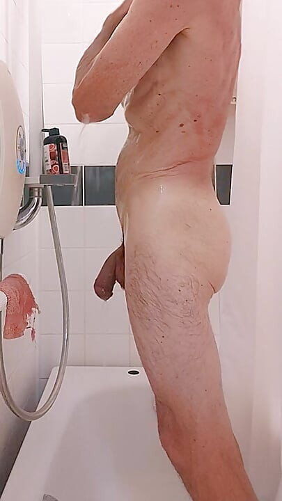 HypospadiasUK - シャワーでリラックスできる素敵なオナニー。
