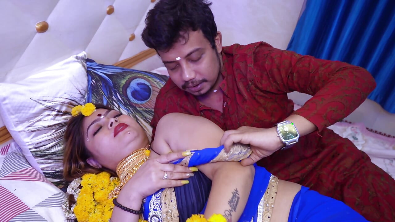 Real Indian Chubby Girl Wedding Night Love and Sex