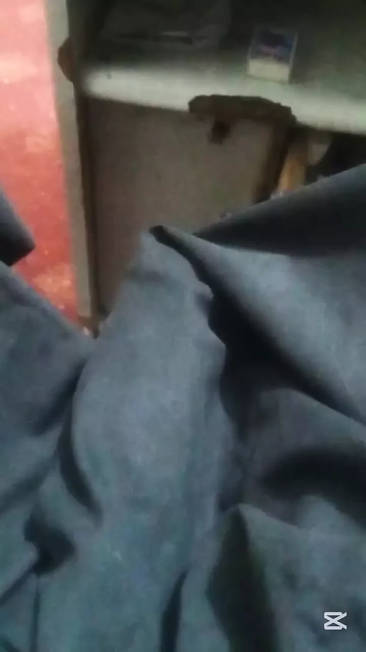 Jika sesiapa mahu mempunyai hubungan seks sebenar dengan saya, anda boleh menghubungi saya. Saya bersedia.