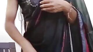 India crossdresser shreya en negro