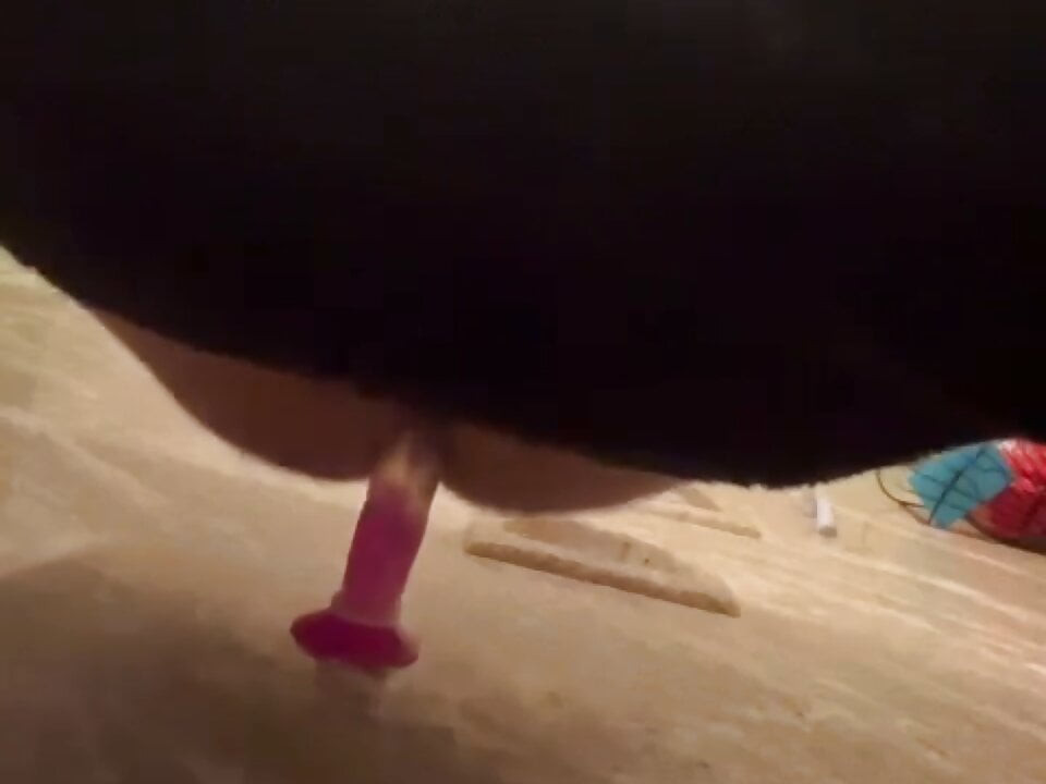 Faux fur dildo ride