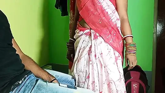 zomato boy who came to deliver food was tricked and got xxx pussy fucked