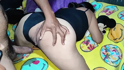 Cewek semok latina dengan pantat bahenol ini dientot habis-habisan - close up