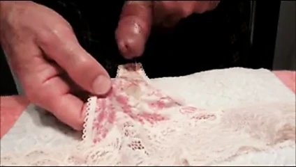 nyla'nın külotuna haraç
