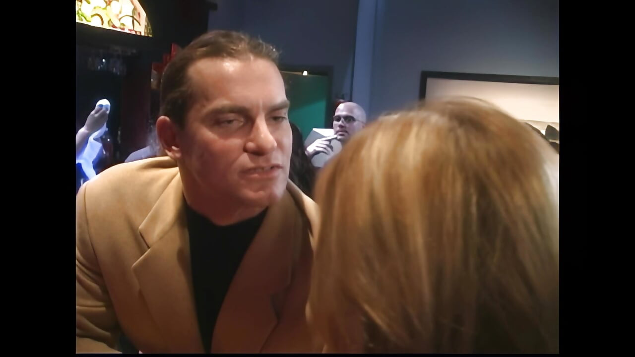 Η καυτή βασίλισσα κάνει ακραίο σεξ