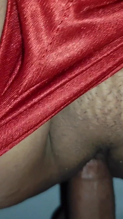 Beautiful indian bhabhi ko ratme chup chupke cudai kiya bohoti moja aya . | Clip 1