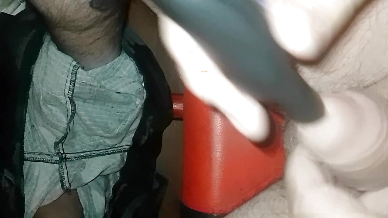 Small cumshot