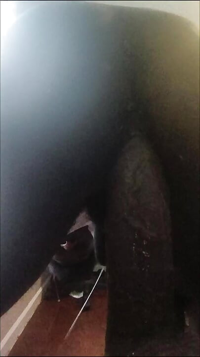 Femboy-riippuvainen BBC:llä on kermaisia pieruorgasmeja