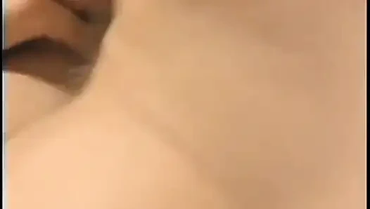 Blondes hottie genießt anales vergnügen von großem schwanz