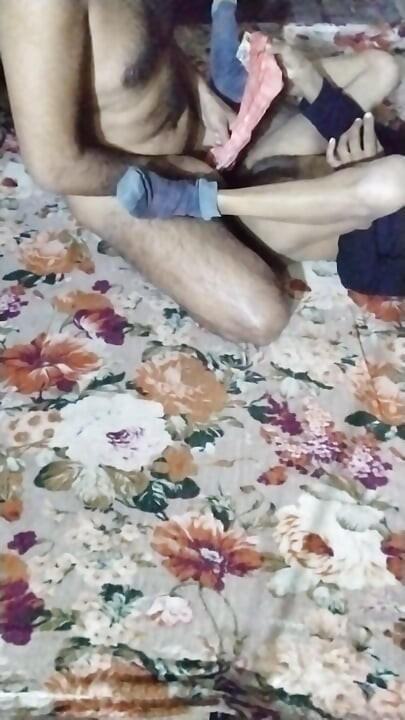 Desi wife sharing with milk man