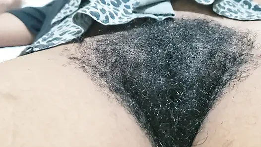 Kıllı amcıklı ve seksi özgüvenli güzel olgun kadın