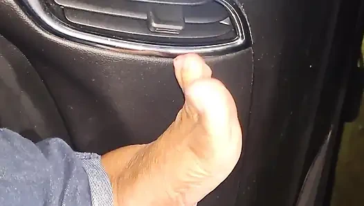 Lulusex bakış açısı iri güzel kadın ayaklarına tapıyor, büyük meme emiyor ve elle muamele