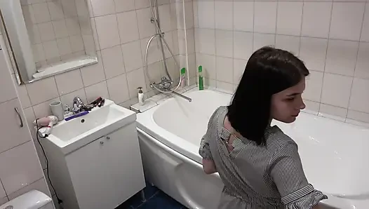 Meine stieftochter hat heute ein date mit ihrem neuen freund und sie muss gut aussehen