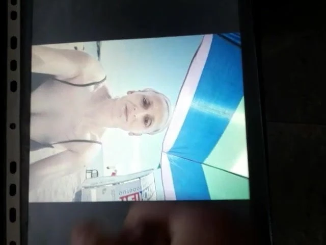 Cumtribute on the Girl