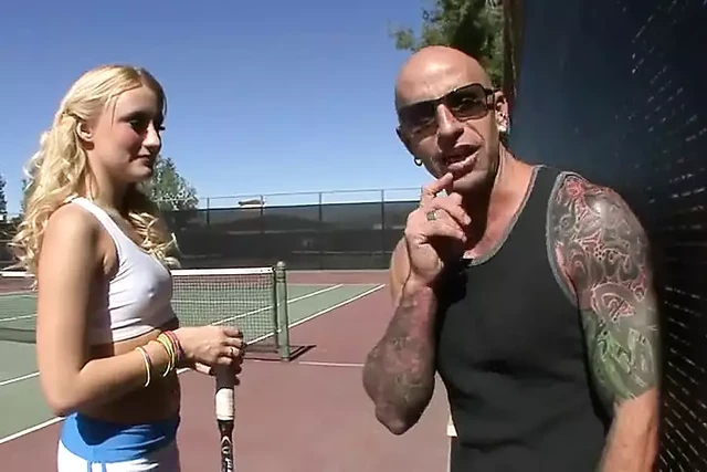 Mallory Rae Murphy Has Visible Camel Toe feat. Billy Glide,Malorie Rae Murphy - Perv Milfs n Teens