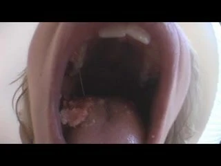 KCameron eats