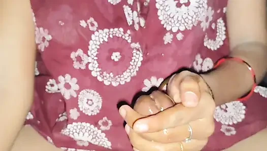 Hintli üvey kız kardeş en iyi işi yapıyor