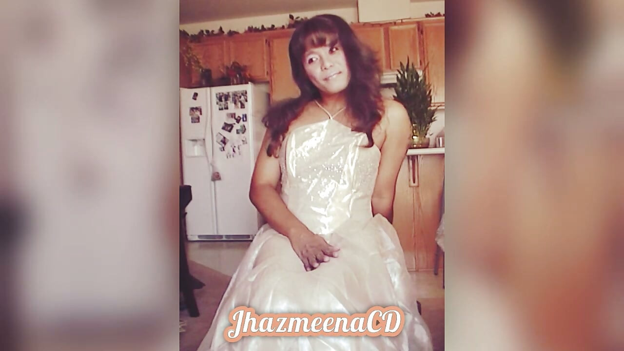 Vintage Jhazmeena - Shimmering Beautiful Bridal Gown