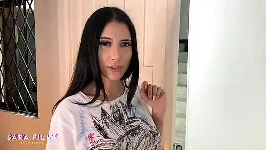 Pantat besar Latina yang cantik menggoda saya dengan pantatnya yang besar