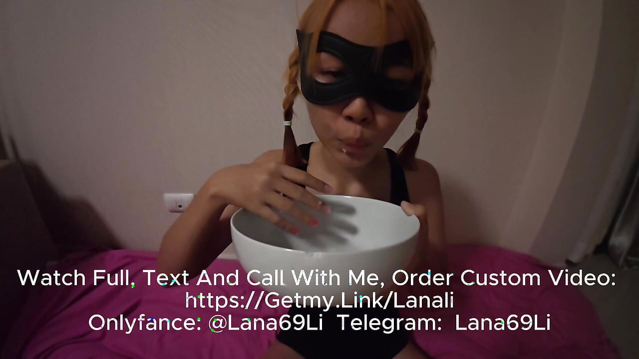 SOLO 18 jahre alt Blowjob Halsfick und Spielen mit und Salvia OnlyFans - Lana69li