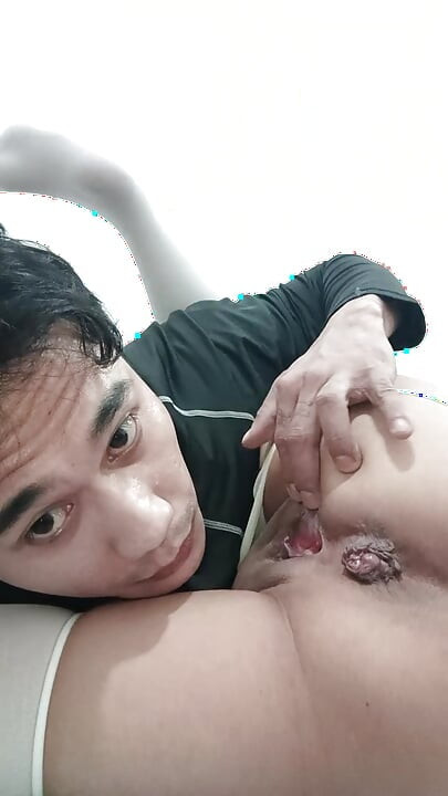 Minhas amigas gostosas fazendo sexo enquanto seu marido não está em casa