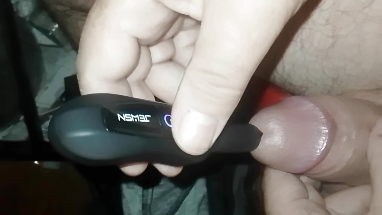 Small cumshot