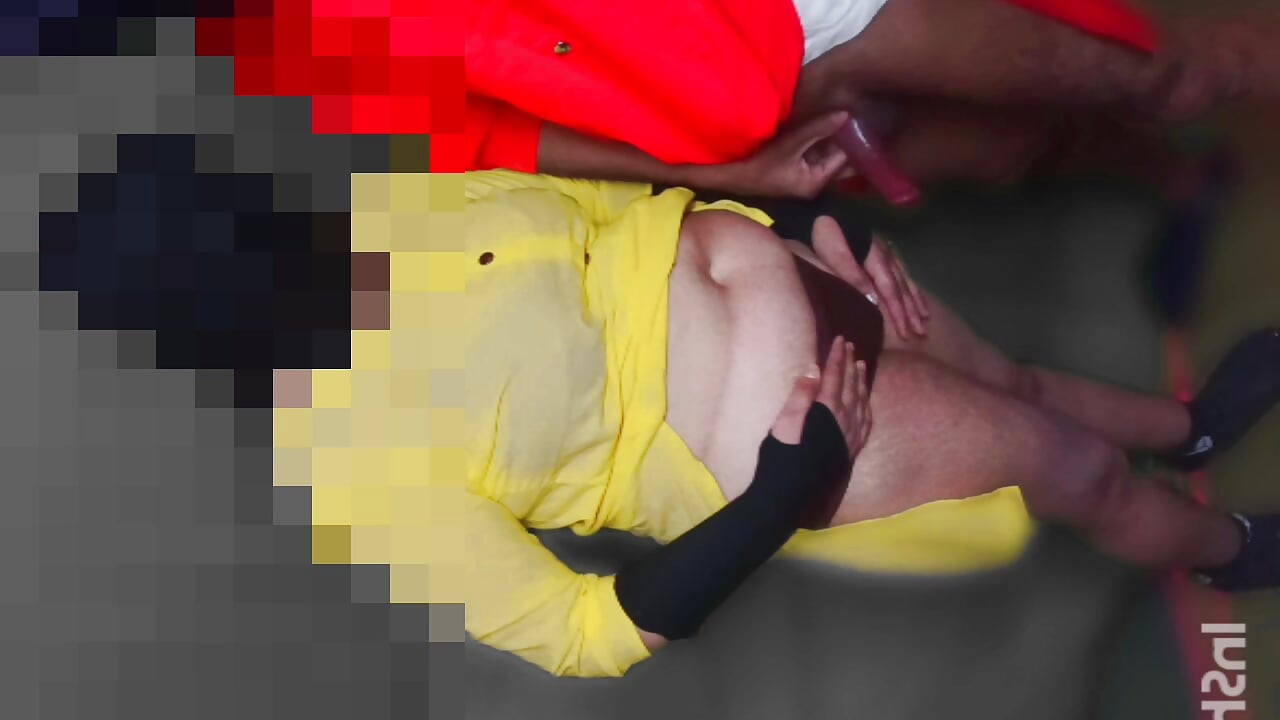 Desi hot bhabhi hardcore sex kiya bhabhi ke pati par gaye aur hum doho mein prem kar shuru shuru gaya maine uska boobs ke squeeze kar rakh bbms