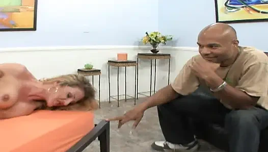 Dijemput oleh pejantan botak