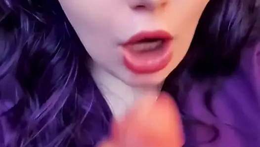 İş Arkadaşına Yardım Ediyorum