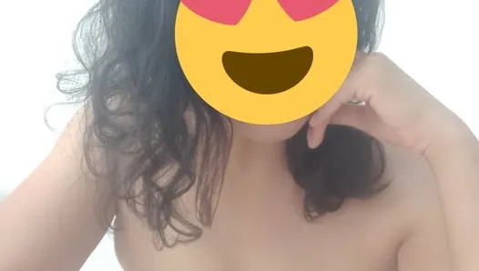 My cuca loves the cock, she squirts just by caressing it