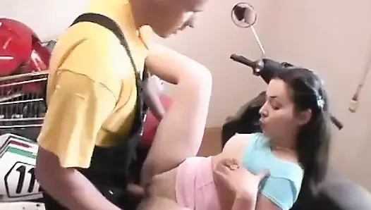 Ini adalah payudara besar, kita bisa menyetujui itu...