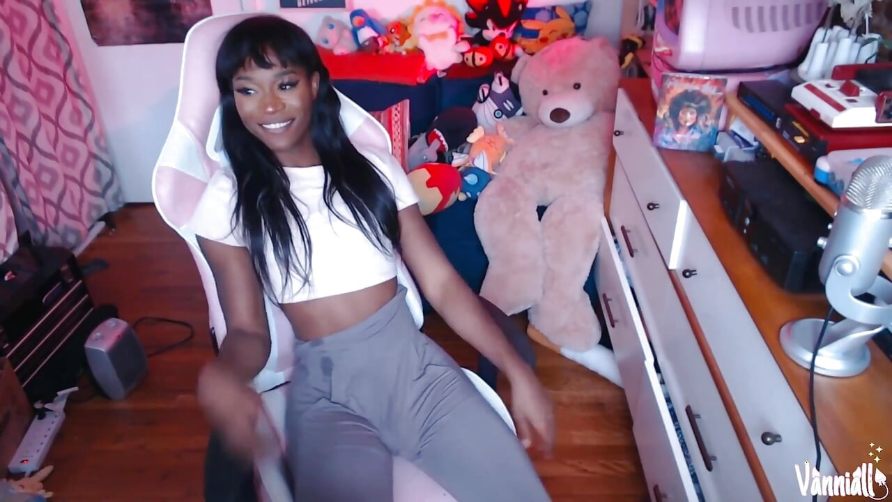 White Calvin Briefs Double Cumshot - BBC Trans Babe Vanniall Milks Her Thick Cock Twice