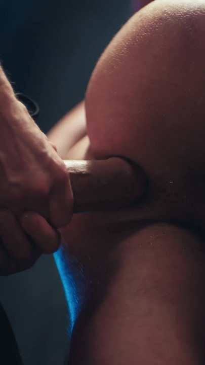 Alley ambush trap - alex brand & ruslan angelo gay lagi asik nyepong kontol