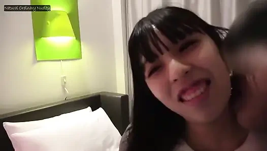 Ngentot tanpa kondom, cewek amatir asli ekiden runner at 21, momen pertama kali dicrot di dalam