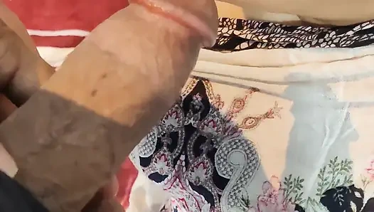 Kakak Ipar India Yang Imut Lagi Asik Nyepong Kontol Gorimam