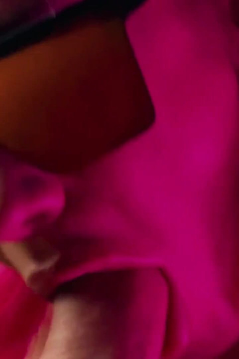 Saya mengalami orgasme konvulsif kerana dipanaskan g-spot saya dan datang dua kali