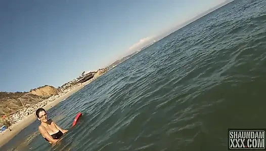 SEHARI DI PANTAI BAGIAN 2