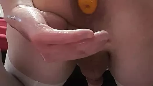 Amına sert yumruk sokma