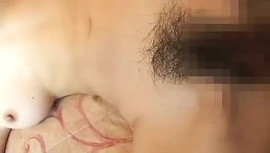 Cewek Jepang dengan toket besar lagi asik ngentot penuh gairah