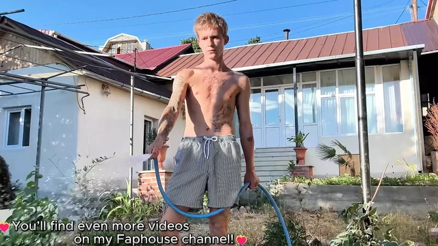 Fucked a Cute Guy Gardener, Deep Throat Blowjob and Fucked a Tight Twink Ass and Came