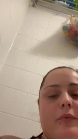 Shaving my pussy
