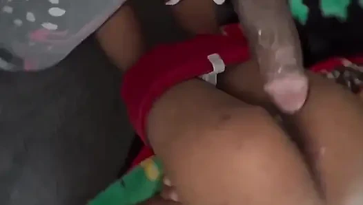 Omg stiefbruer! Steck einen jamaikanischen schwanz in mein enges arschloch ?! Fick meinen dicken arsch!! Papa