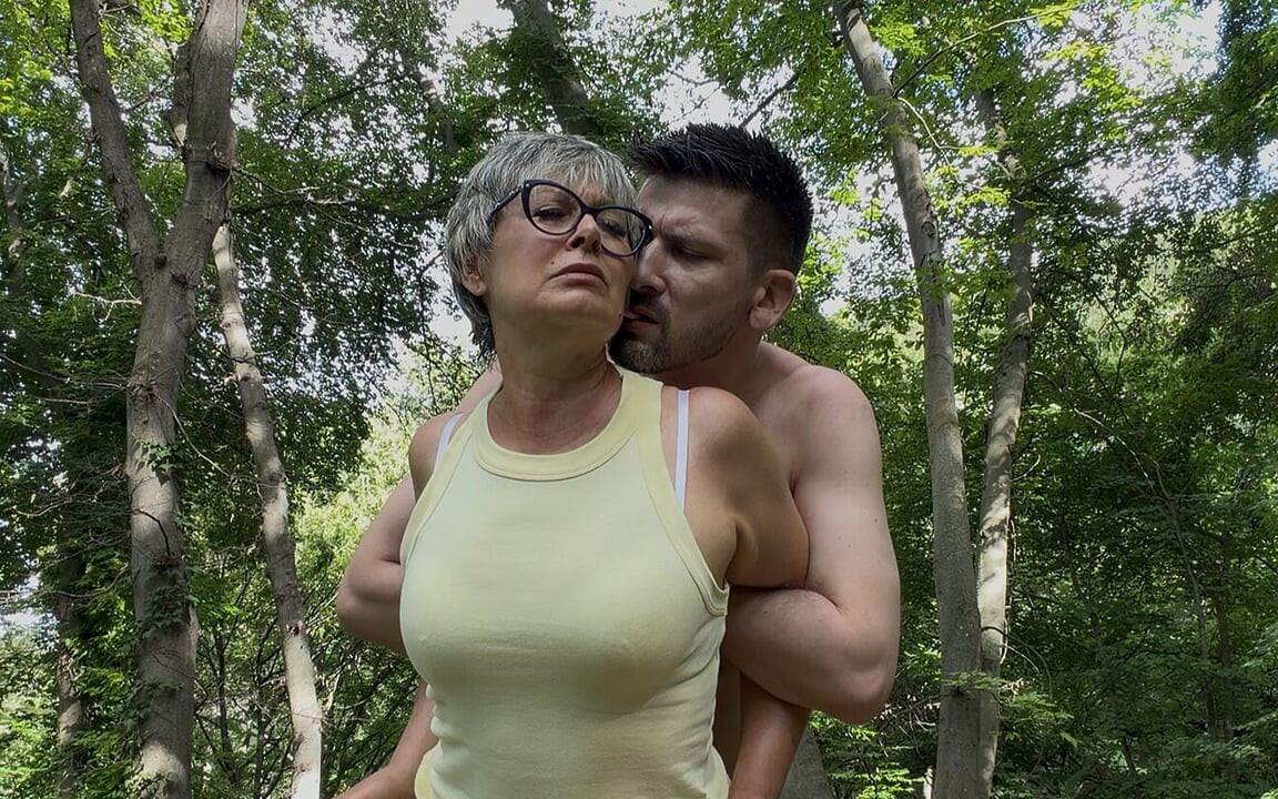 Madam O Outdoor Anal 7 - πάνω στο Λόφο