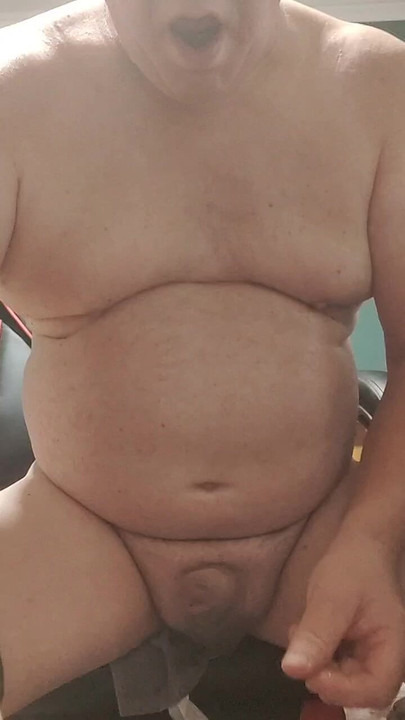 Oldotto60 мастурбує перед живою камерою для своєї сім'ї