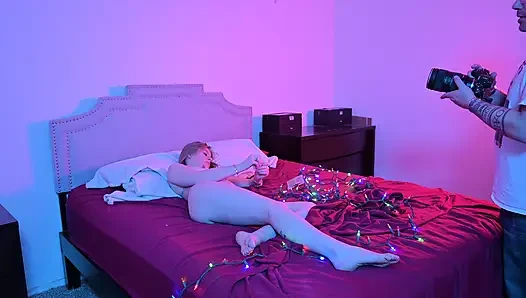 Seksi orta yaşlı seksi kadınla kamera arkası fotoğraf çekimi