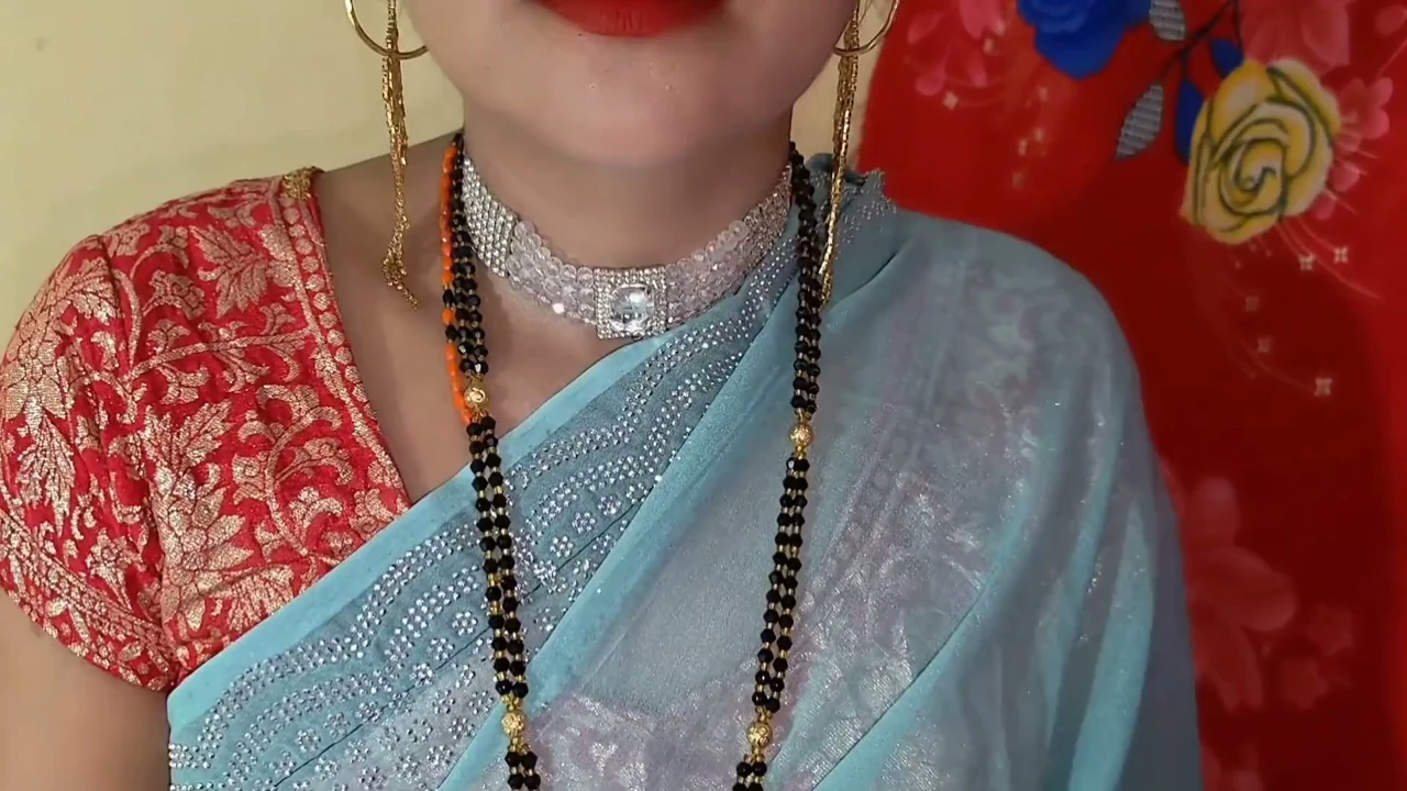 Indian desi stepsister ruks fucked by young amateur stepbrother in doggy style full Hindi audio