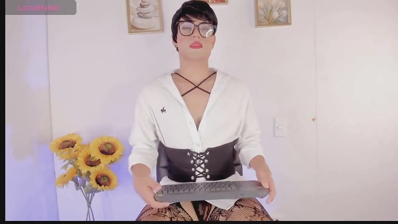 Femboy Ken Persuades Tomas to Let Him Suck and Lick His Whole Body, You Have to See It to the End