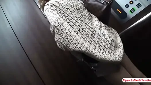 Gösterişli yumuşak göğüsler Gyaru, ham kesici uç sert vuruyor. Ördek dudaklı oral seks, temizlik tadı testi de!