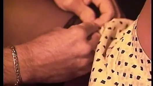 Amcık sikişi nostaljik ayak fetişi