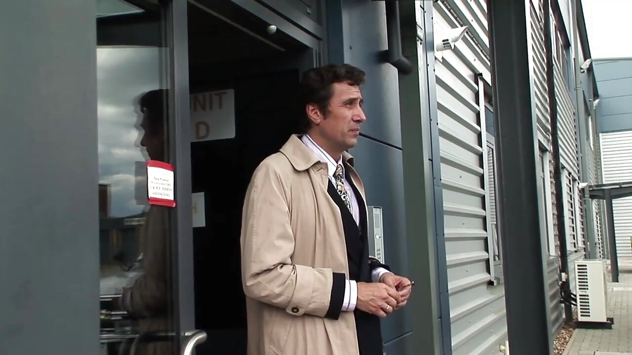 Brzo jebanje u uredu s mojim šefom